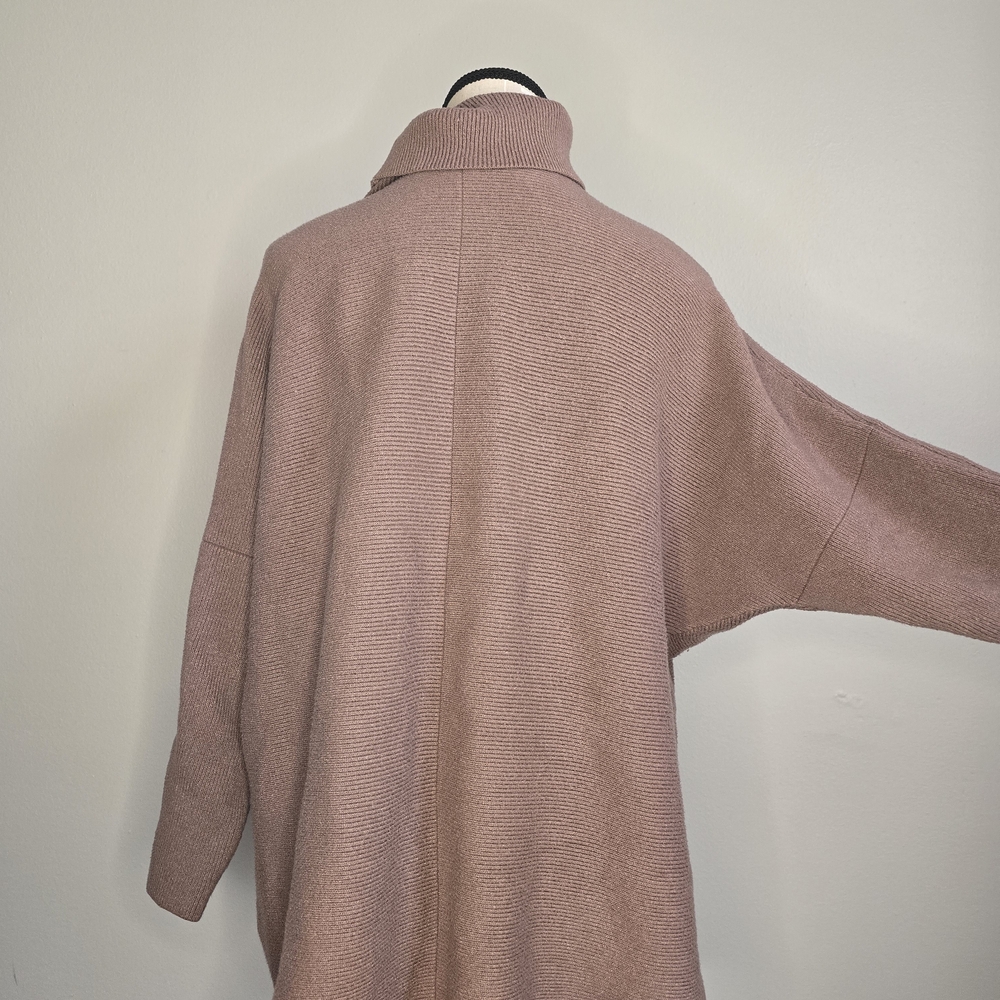 Women's Cozy Turtleneck Sweater - Pink - Picture 2 of 3